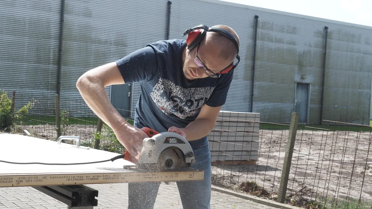 Bosch RotoZip Spiral Saw Tool Review