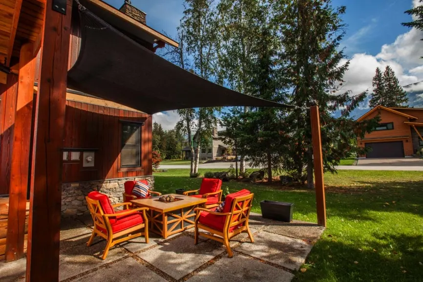 Backyard Shade Solutions: A Comprehensive Guide 
