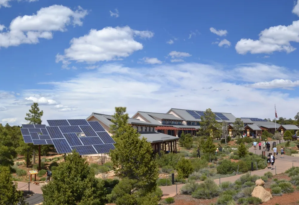 Advantages of ground mounted solar panels